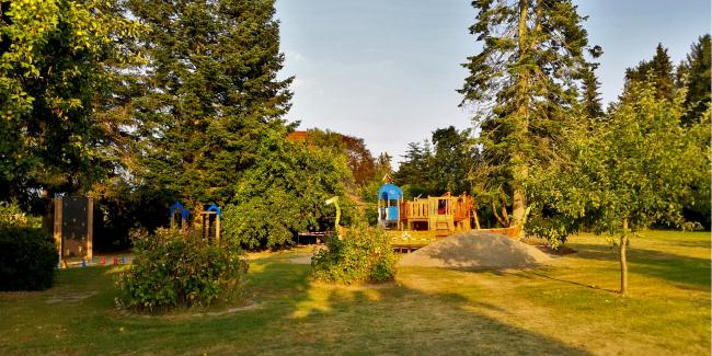 Spielplatz der Grundschule Münsterdorf    <br/>Foto: Christian Kidon